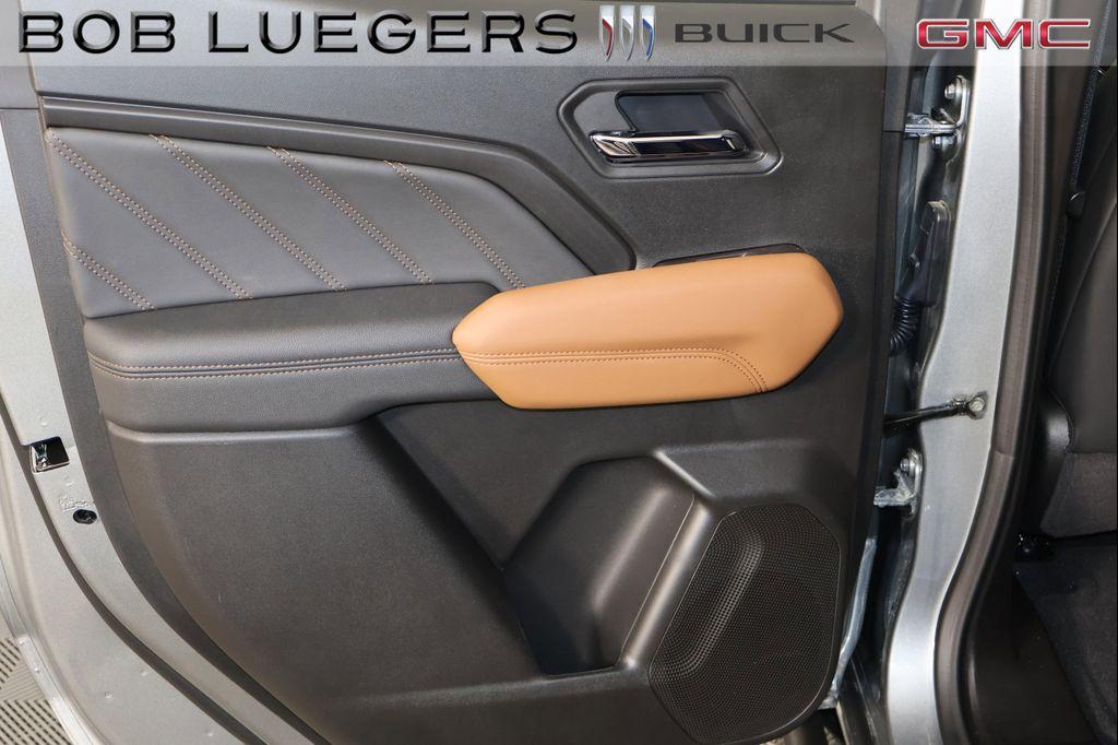 new 2025 GMC Canyon car, priced at $50,632