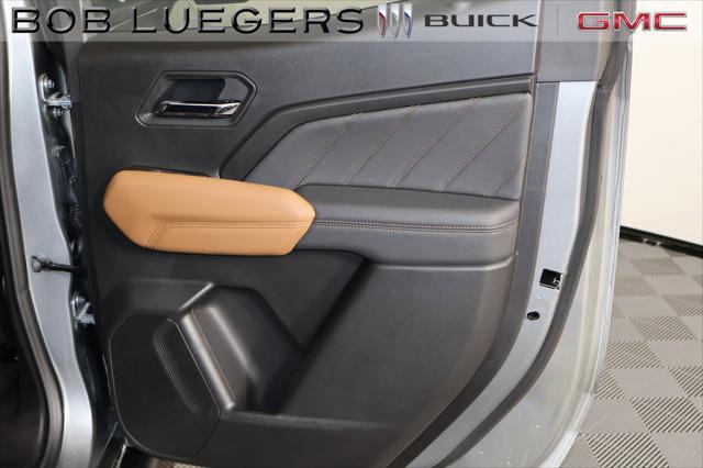 new 2025 GMC Canyon car, priced at $52,425