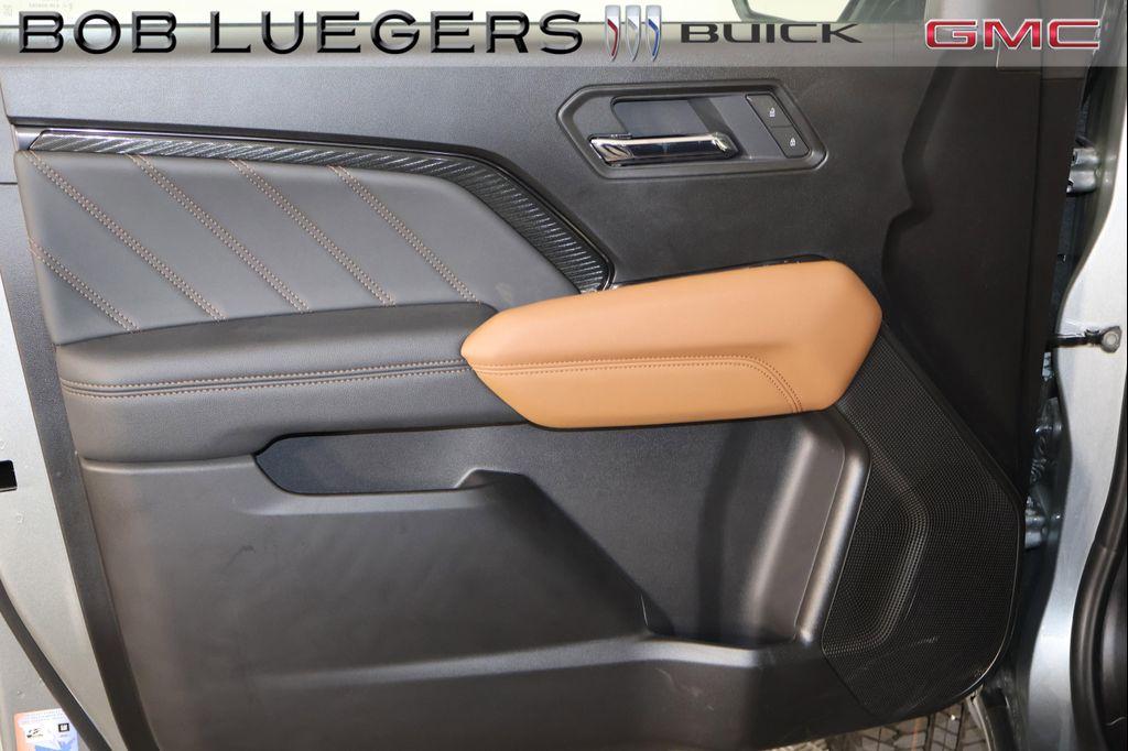 new 2025 GMC Canyon car, priced at $50,632