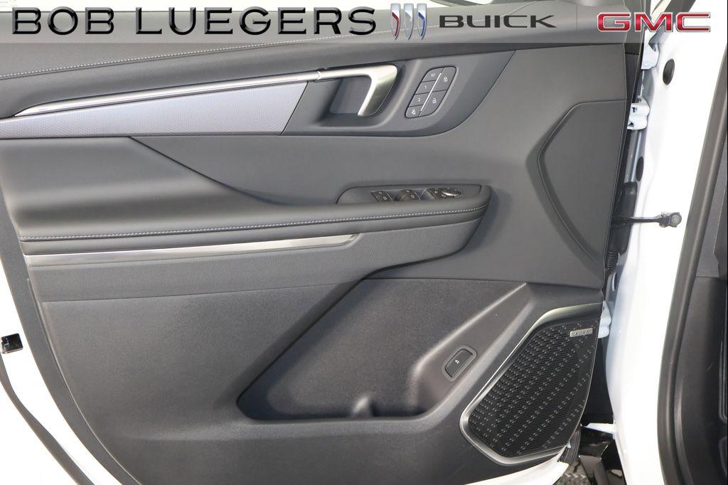 new 2026 Buick Enclave car, priced at $53,957