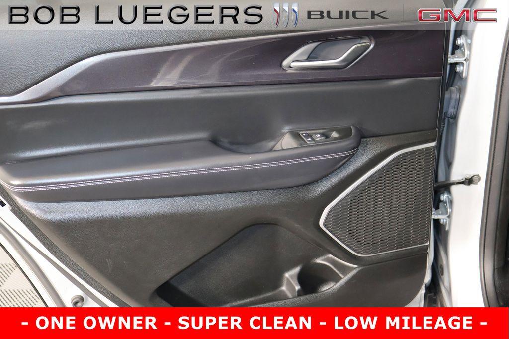 used 2021 Jeep Grand Cherokee L car, priced at $30,988