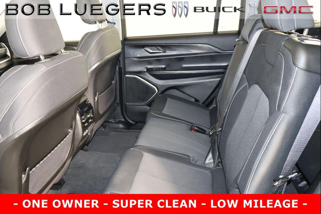 used 2021 Jeep Grand Cherokee L car, priced at $30,988