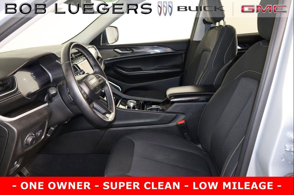 used 2021 Jeep Grand Cherokee L car, priced at $30,988