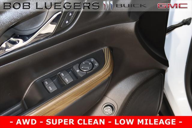 used 2023 GMC Acadia car, priced at $35,989