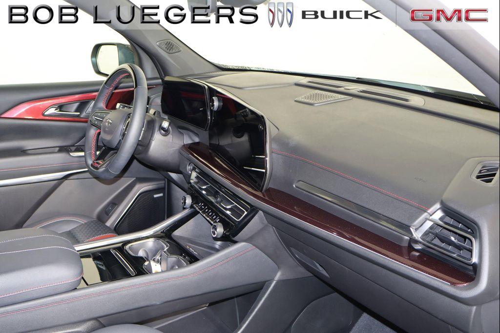 used 2024 Chevrolet Traverse car, priced at $51,944