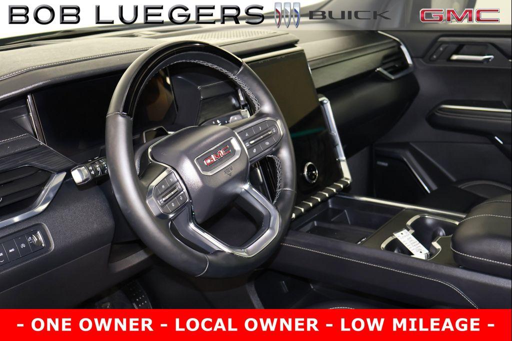 used 2025 GMC Acadia car, priced at $50,544