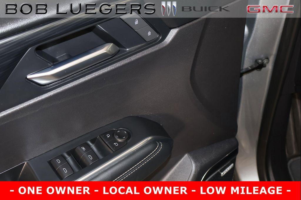 used 2025 GMC Acadia car, priced at $50,544