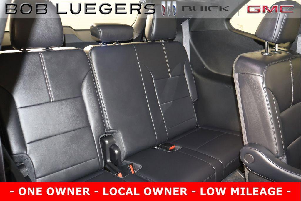 used 2025 GMC Acadia car, priced at $50,544