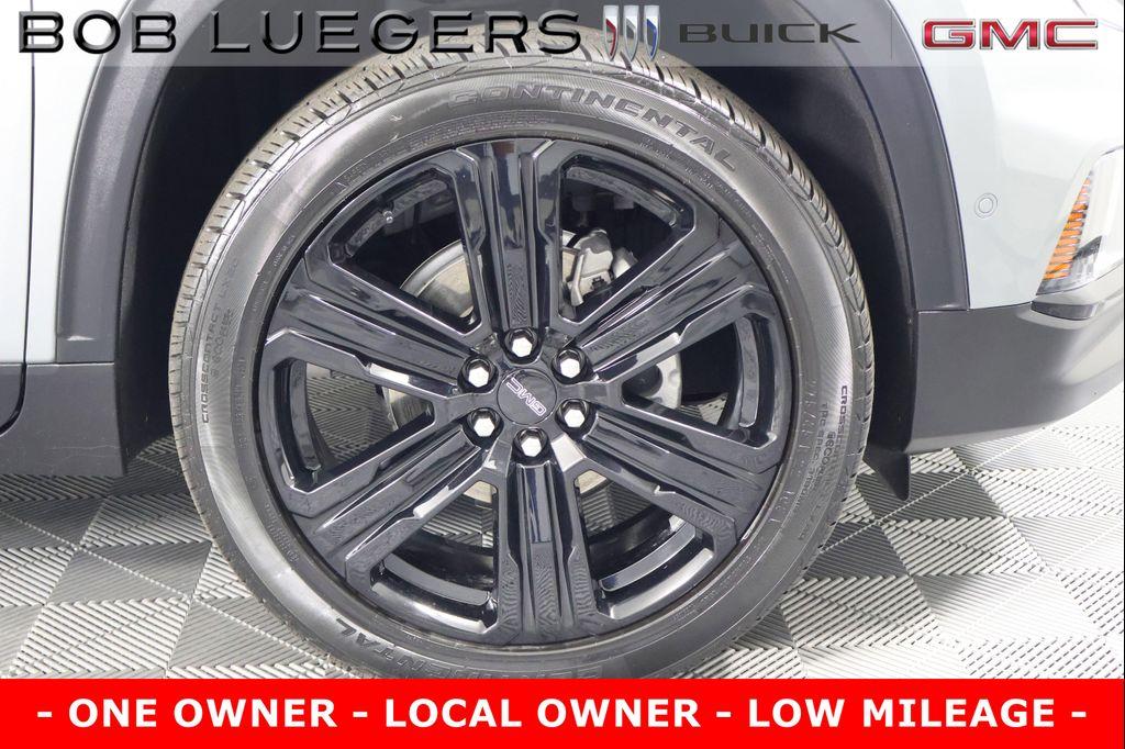 used 2025 GMC Acadia car, priced at $50,544