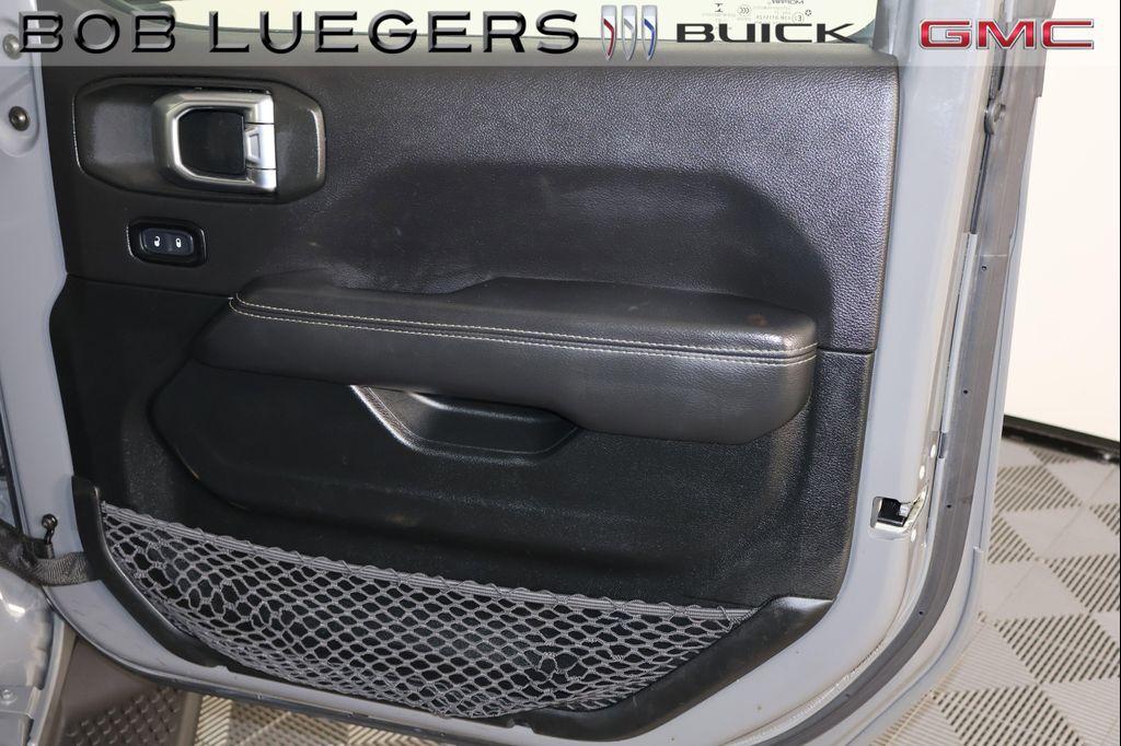 used 2021 Jeep Wrangler Unlimited car, priced at $33,944