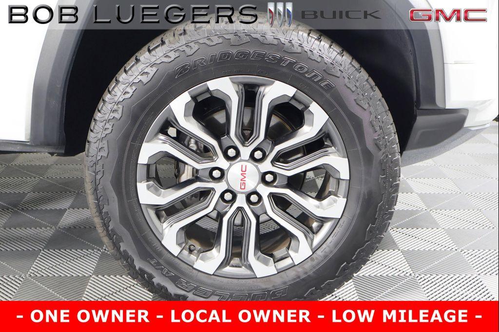 used 2024 GMC Canyon car, priced at $48,989