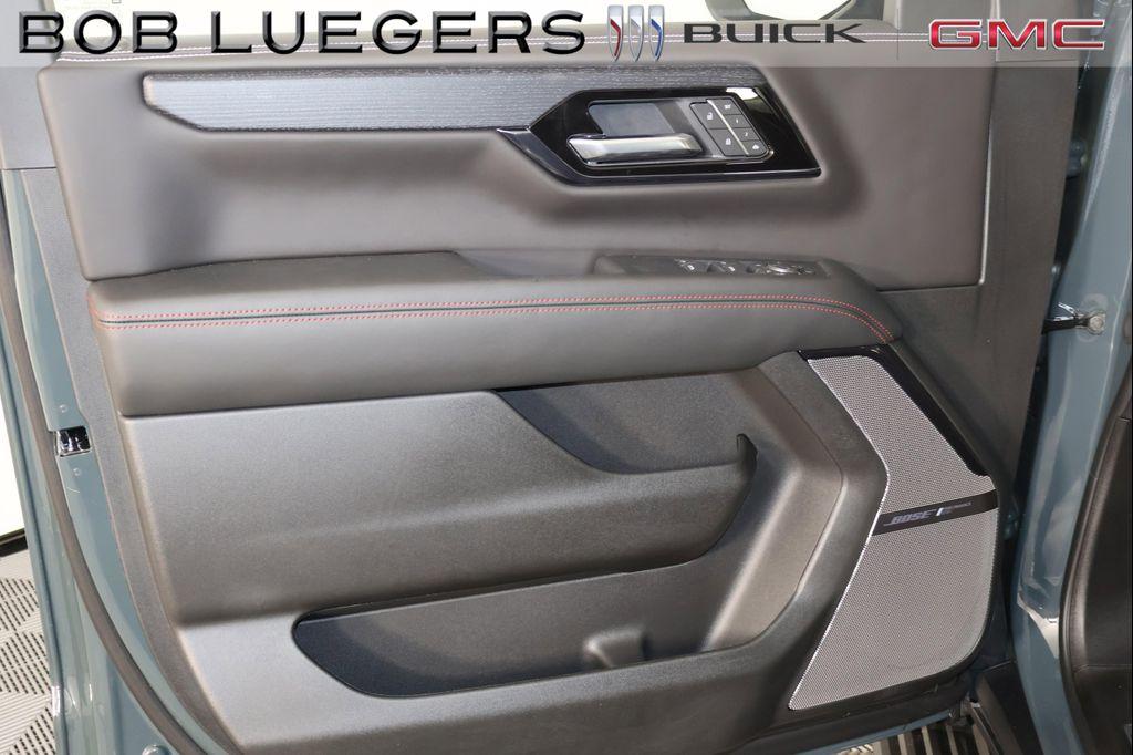 new 2025 GMC Yukon car, priced at $100,985