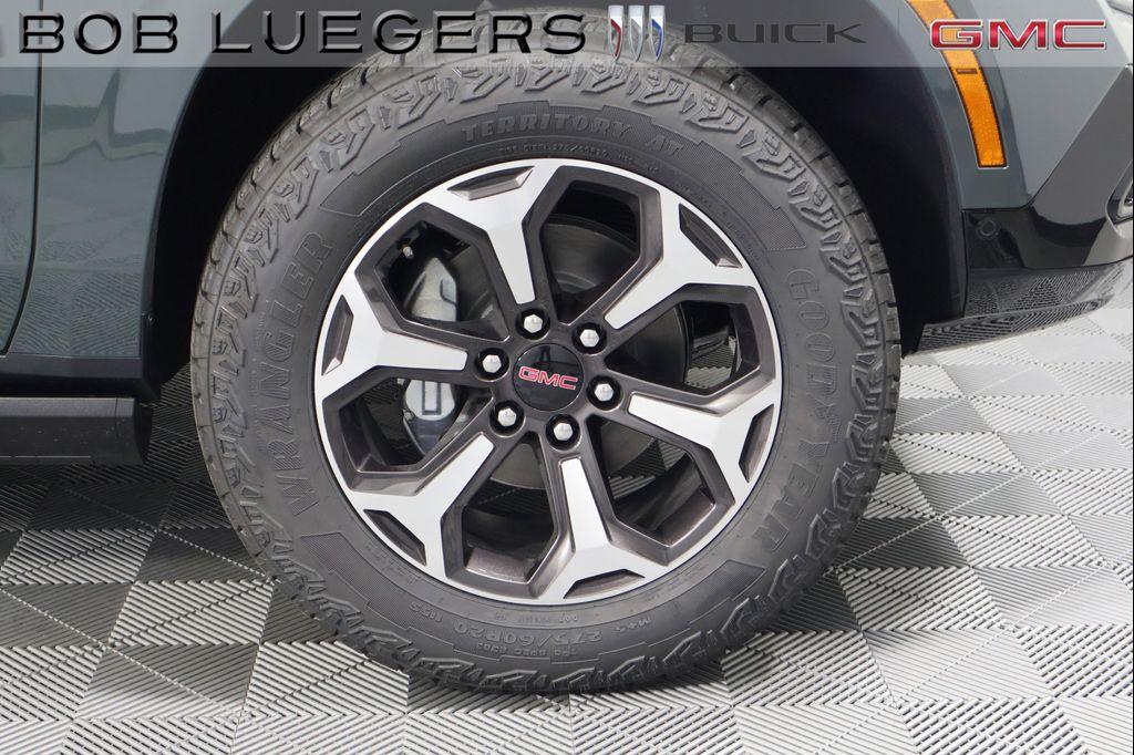 new 2025 GMC Yukon car, priced at $100,985