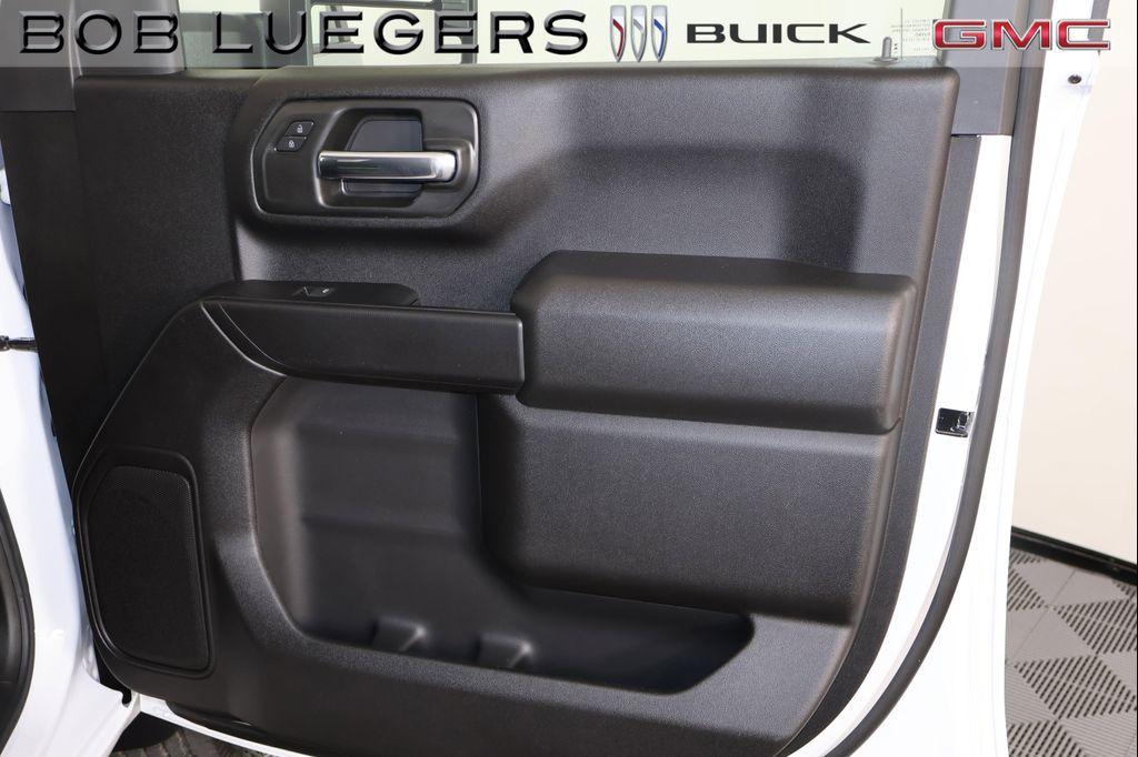 new 2026 GMC Sierra 2500 car, priced at $57,952