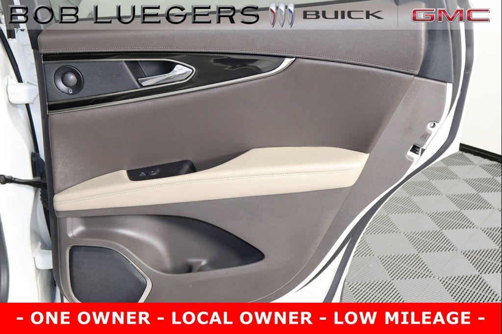 used 2021 Lincoln Nautilus car, priced at $28,969