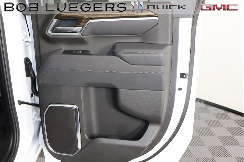 new 2026 GMC Sierra 2500 car, priced at $63,426