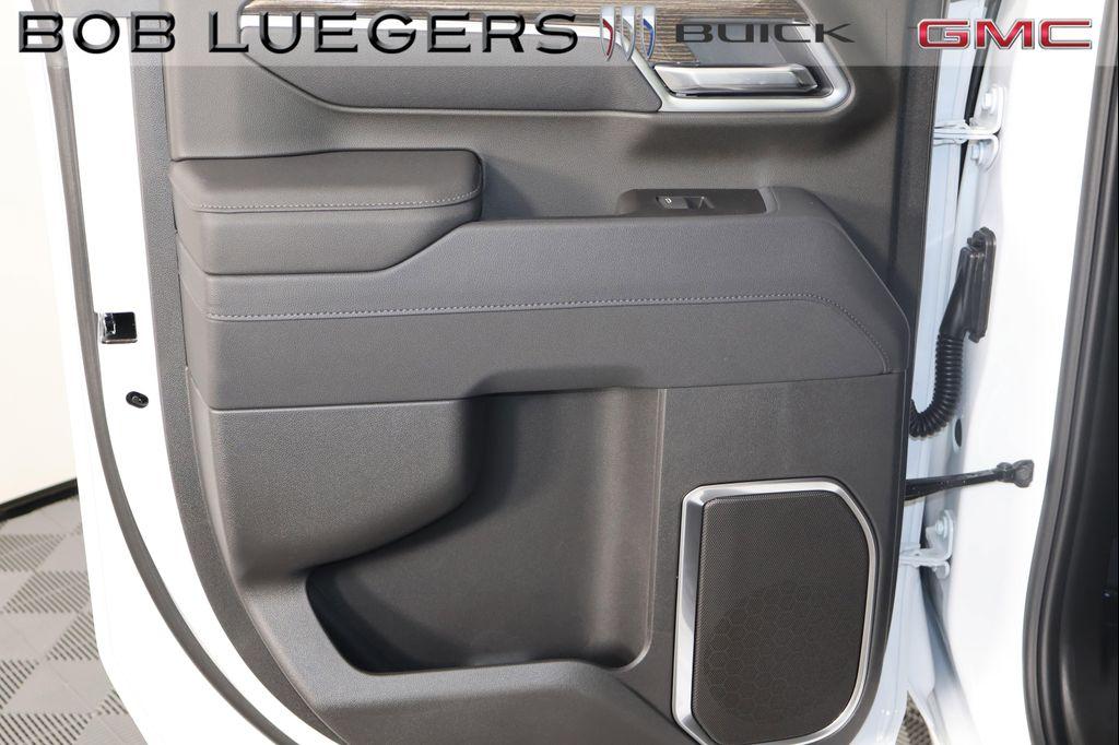 new 2026 GMC Sierra 2500 car, priced at $63,426