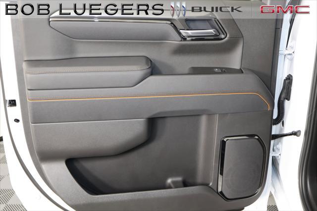 new 2025 GMC Sierra 1500 car, priced at $70,643