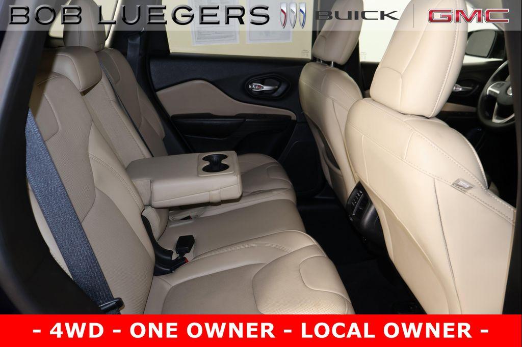 used 2016 Jeep Cherokee car, priced at $11,989