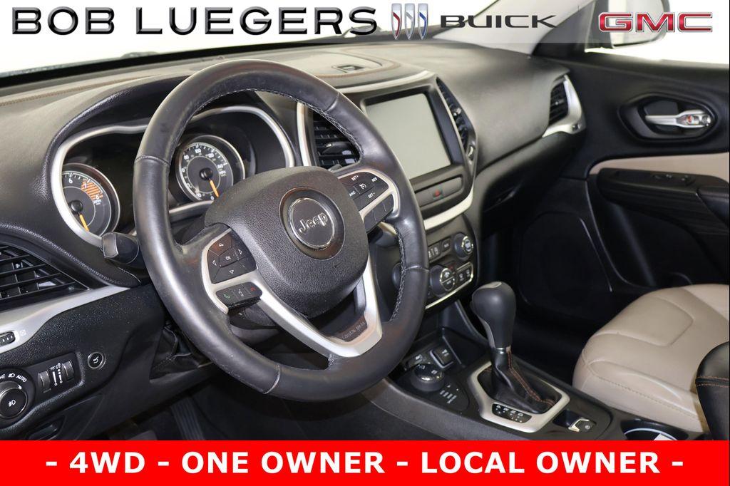 used 2016 Jeep Cherokee car, priced at $11,989