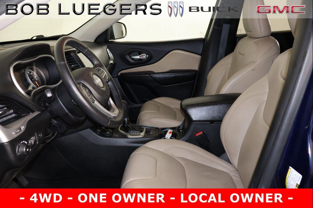 used 2016 Jeep Cherokee car, priced at $11,989