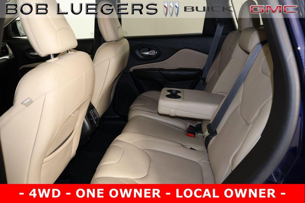 used 2016 Jeep Cherokee car, priced at $11,989