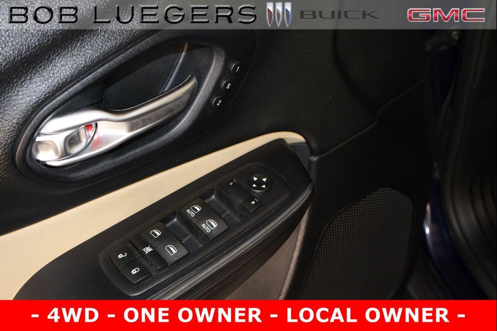 used 2016 Jeep Cherokee car, priced at $11,989