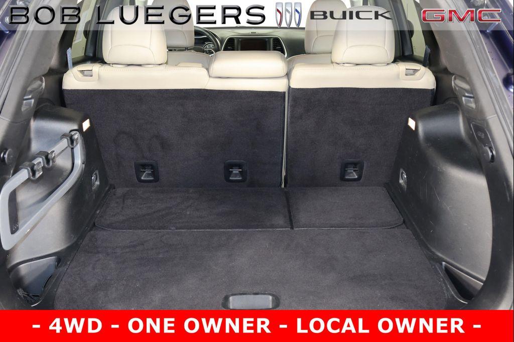 used 2016 Jeep Cherokee car, priced at $11,989