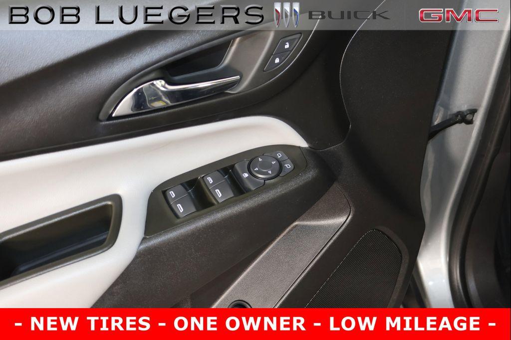 used 2023 Chevrolet Equinox car, priced at $24,488