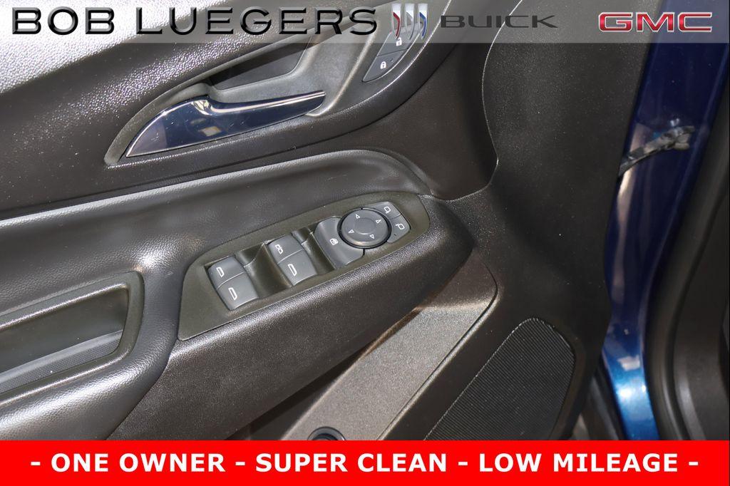 used 2022 Chevrolet Equinox car, priced at $23,965