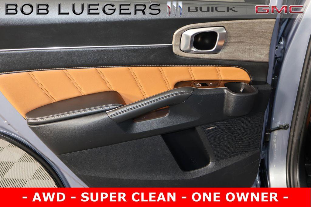 used 2023 Kia Sorento car, priced at $33,988