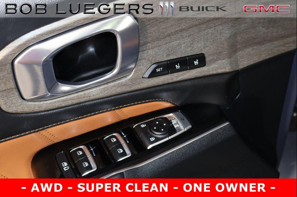 used 2023 Kia Sorento car, priced at $33,988