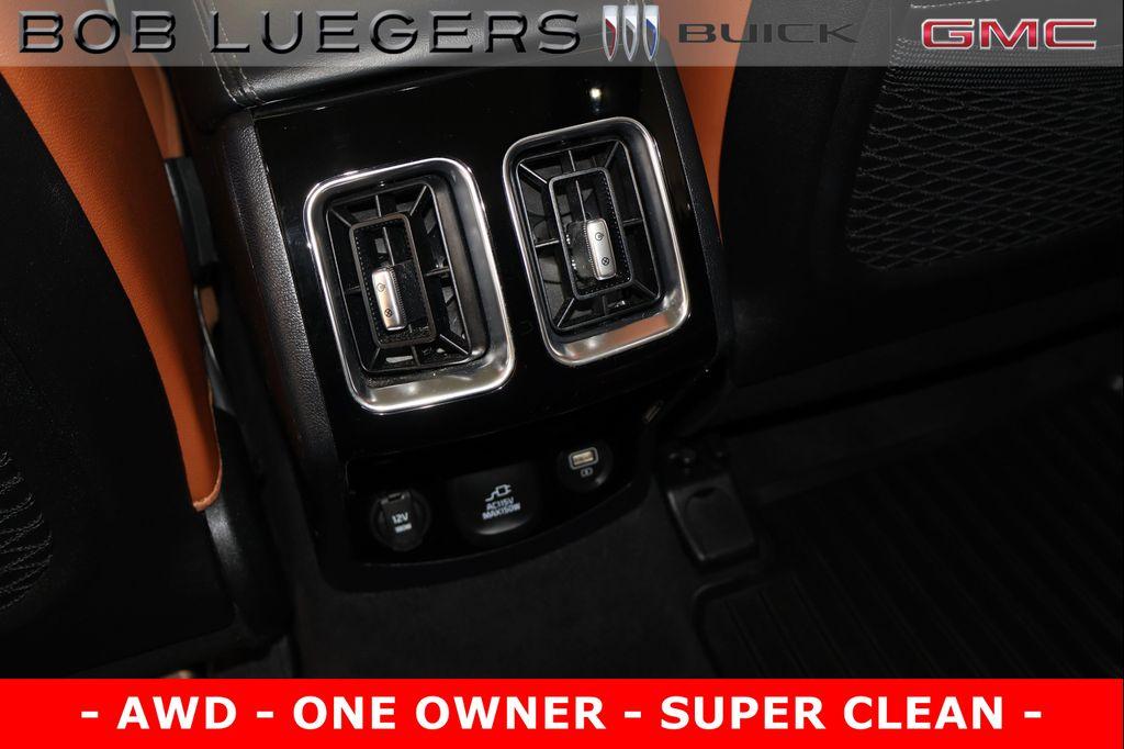 used 2023 Kia Sorento car, priced at $32,655