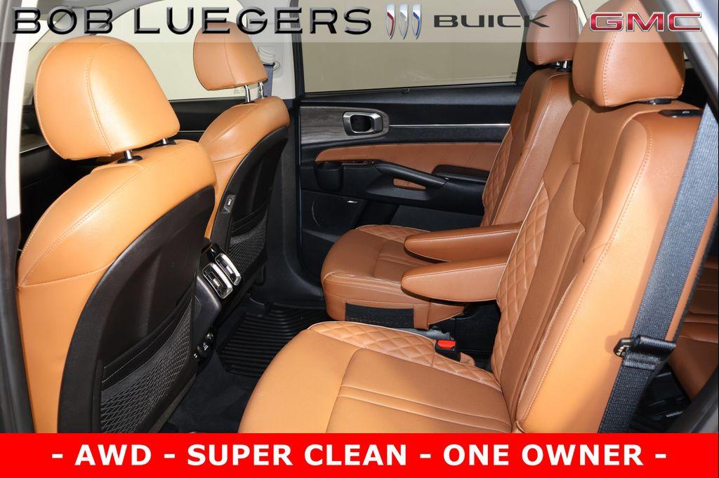 used 2023 Kia Sorento car, priced at $33,988