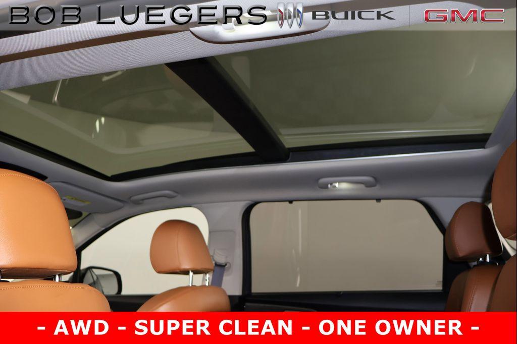 used 2023 Kia Sorento car, priced at $33,988