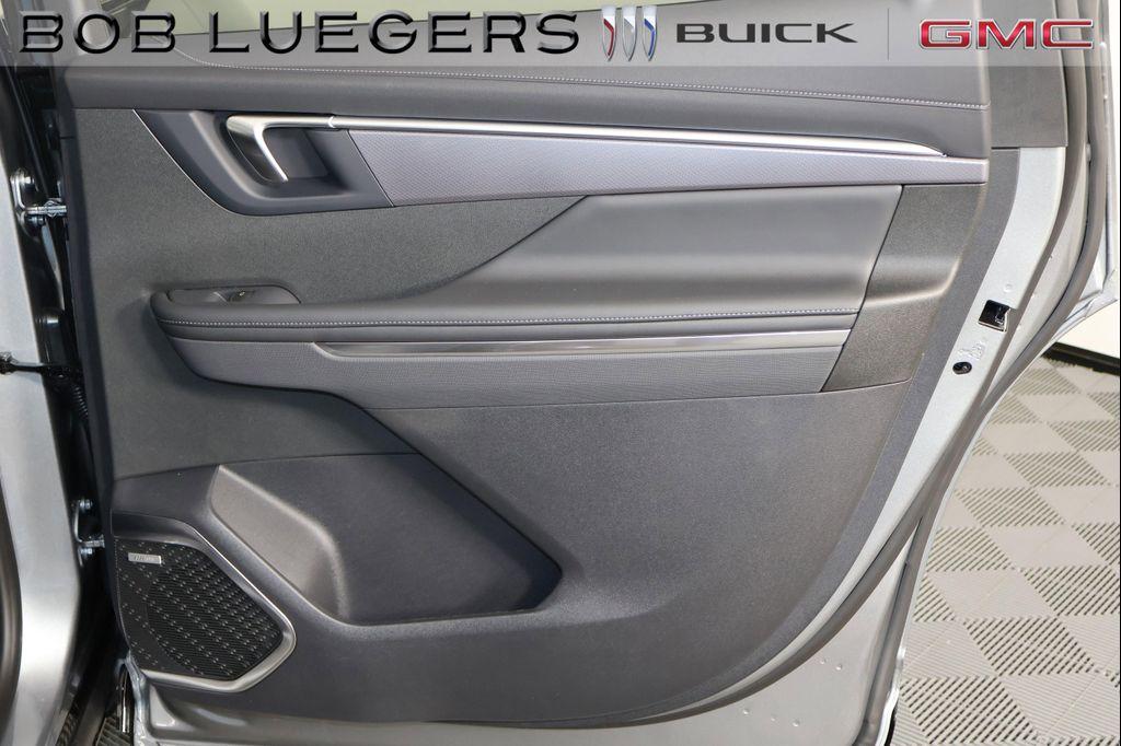 new 2026 Buick Enclave car, priced at $59,298