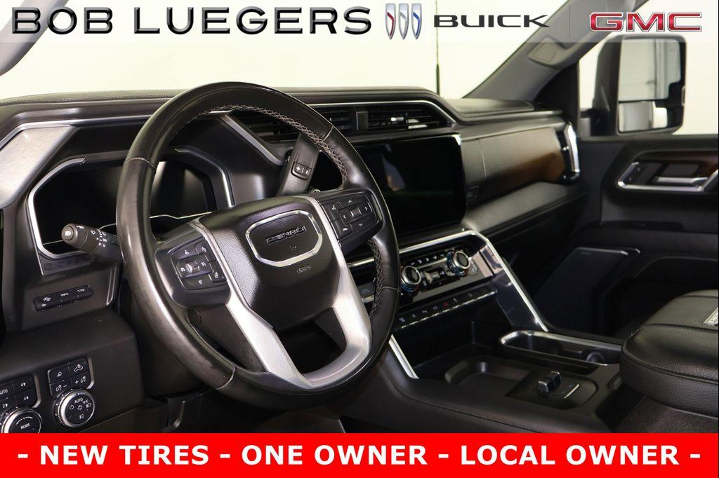 used 2024 GMC Sierra 2500 car, priced at $70,965