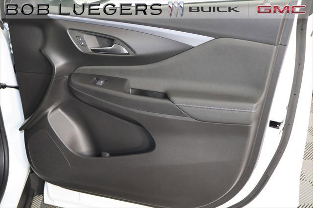 new 2025 Buick Envista car, priced at $26,385