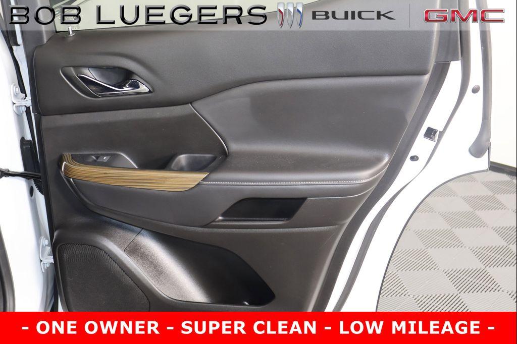 used 2023 GMC Acadia car, priced at $33,965