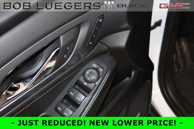 used 2021 Chevrolet Traverse car, priced at $35,966
