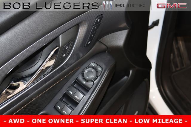 used 2021 Chevrolet Traverse car, priced at $37,966