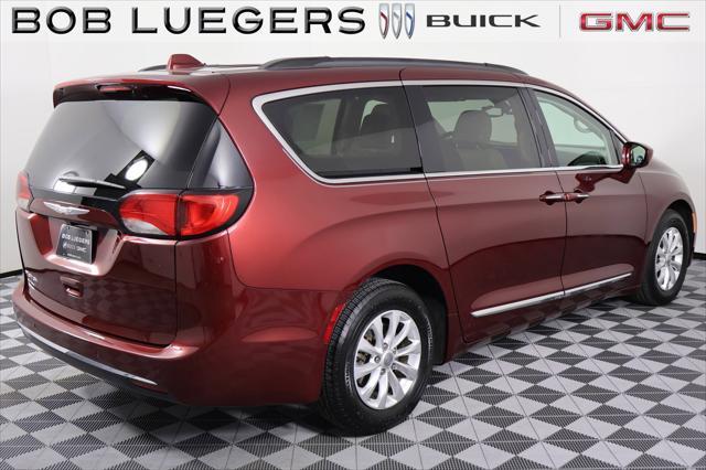 used 2017 Chrysler Pacifica car, priced at $11,989