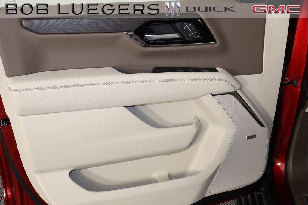 new 2025 GMC Yukon car, priced at $95,524
