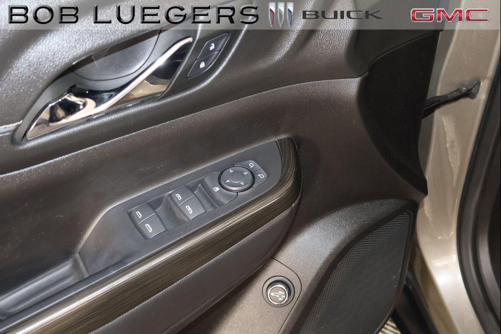 used 2023 GMC Acadia car, priced at $31,988