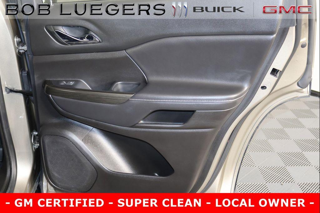 used 2023 GMC Acadia car, priced at $31,466