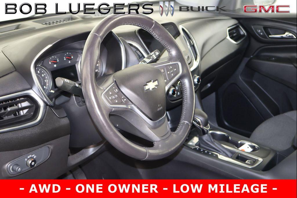 used 2022 Chevrolet Equinox car, priced at $28,988