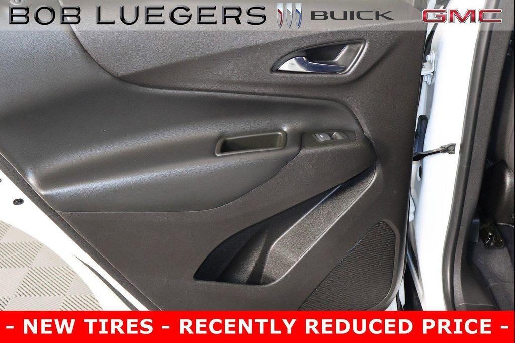 used 2019 Chevrolet Equinox car, priced at $21,488