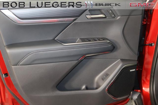 new 2025 GMC Acadia car, priced at $46,617