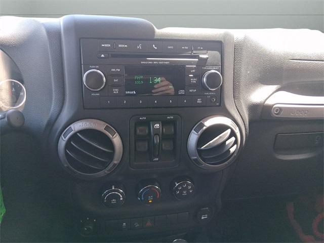 used 2015 Jeep Wrangler Unlimited car, priced at $16,514
