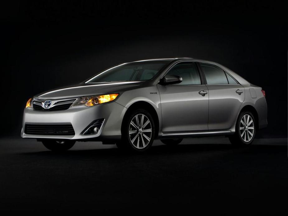 used 2013 Toyota Camry Hybrid car, priced at $16,000